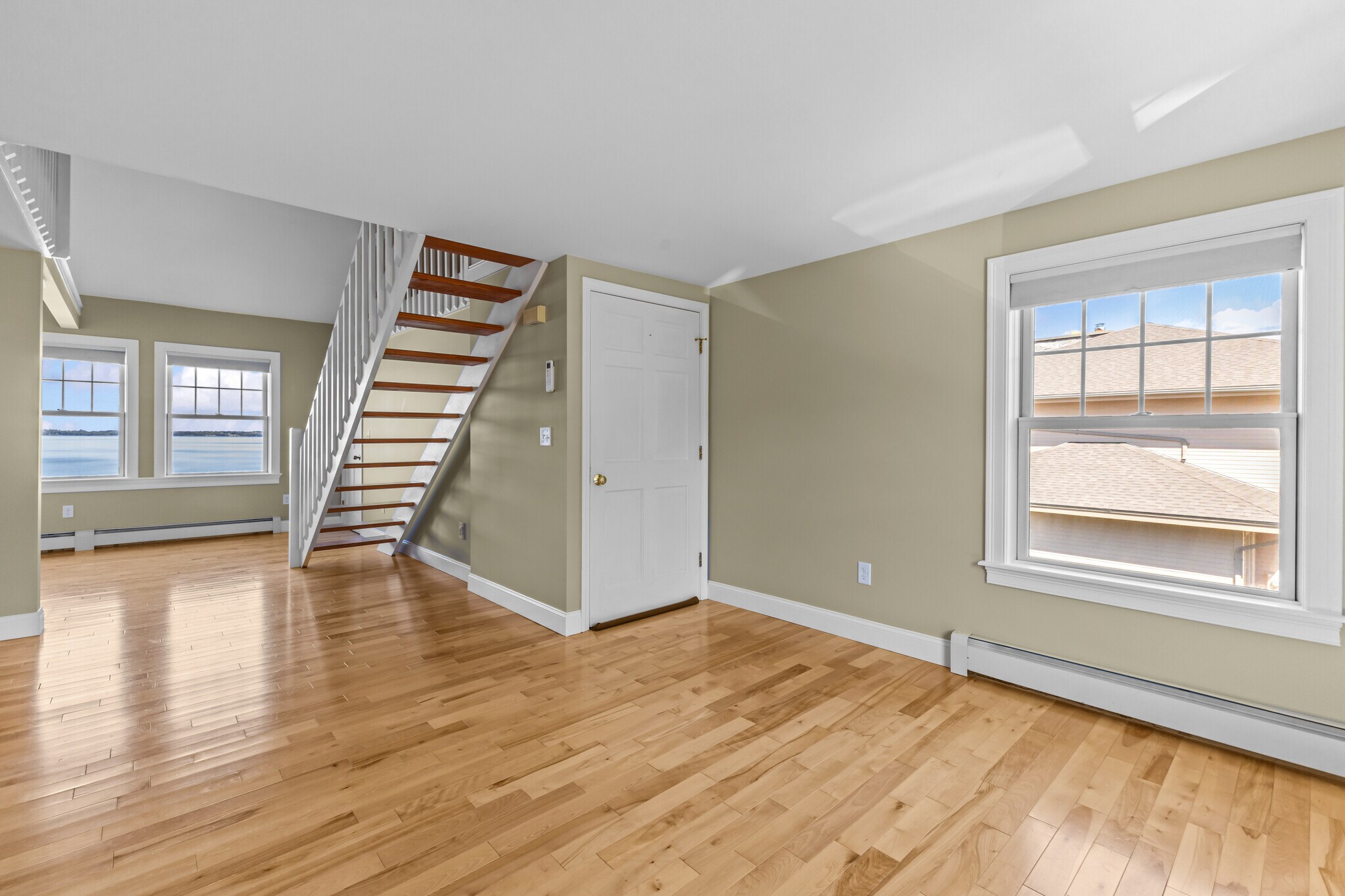 Building Photo - 185 Thayer Bay Rd