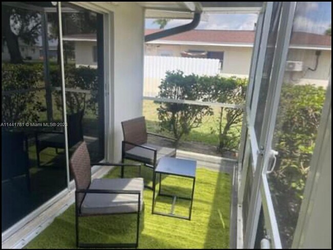 Building Photo - 127 Highview Ave