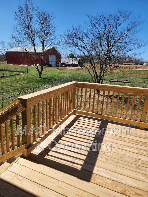 Building Photo - 143 W Gate Dr