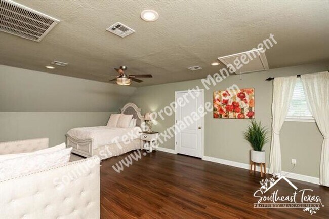 Building Photo - 11320 Cathryn Ln