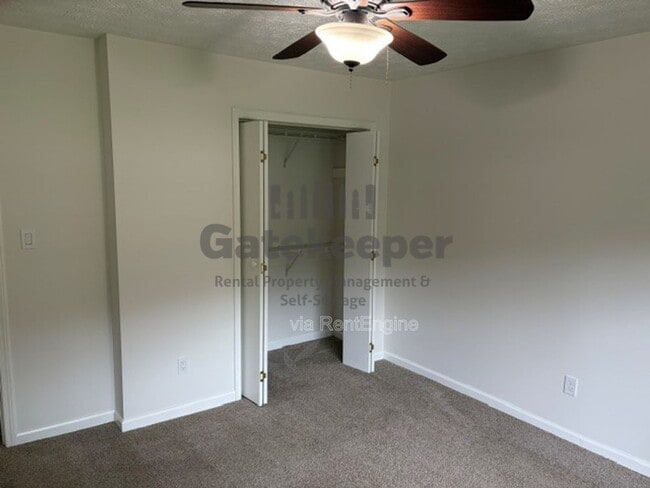 Building Photo - 280 Handley Ct