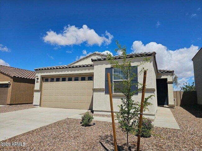 Building Photo - 1442 W Pima Ave