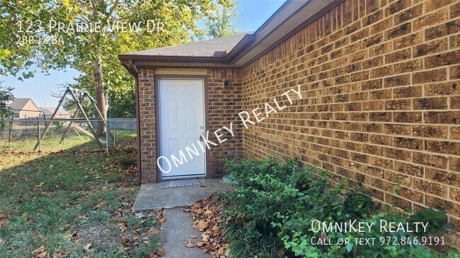 Building Photo - 123 Prairie View Dr