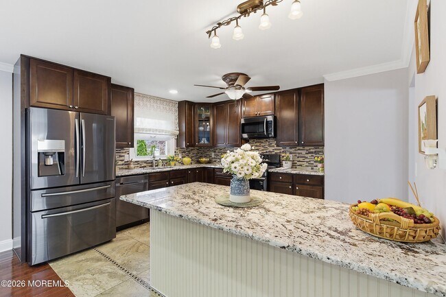 Building Photo - 15 Bristlecone Dr