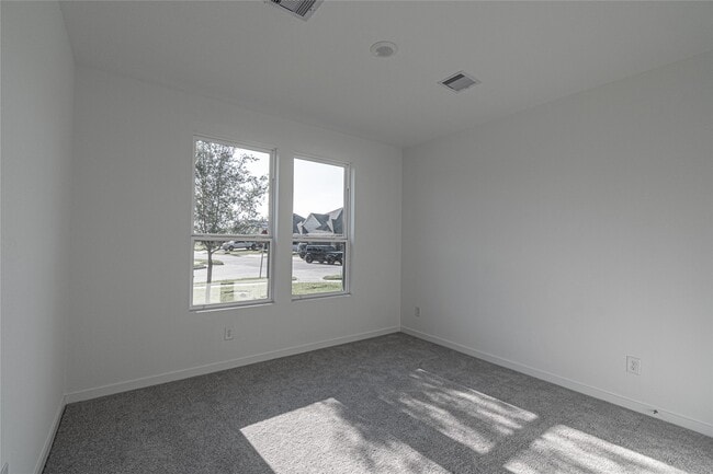 Building Photo - 3022 Palm Branch Dr