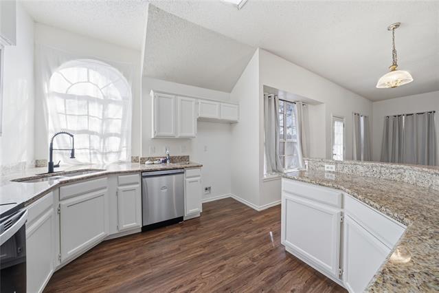 Building Photo - 2226 McIntosh Dr