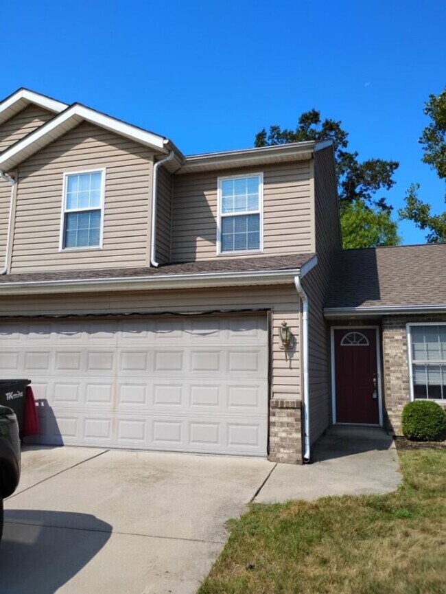 Building Photo - 3888 Ledyard St
