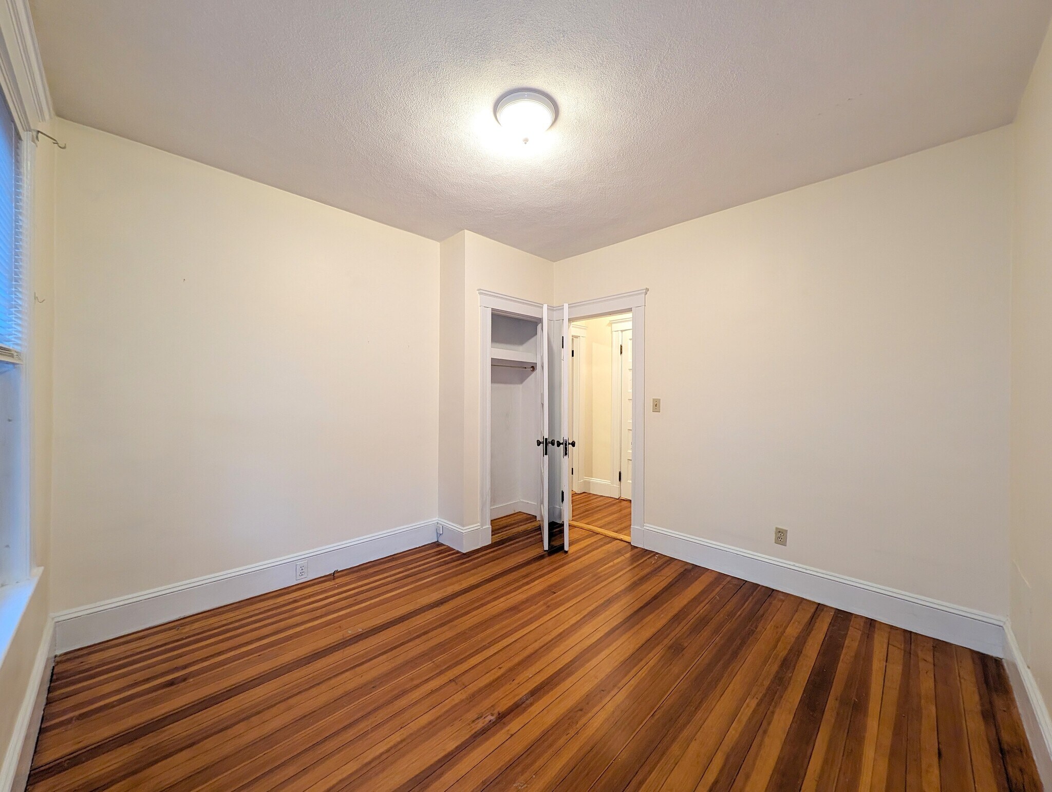 Building Photo - 5 Freeman St