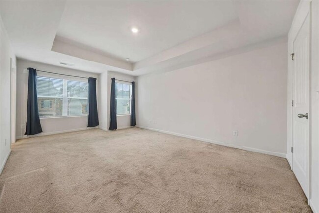 Building Photo - 826 Bentley Dr