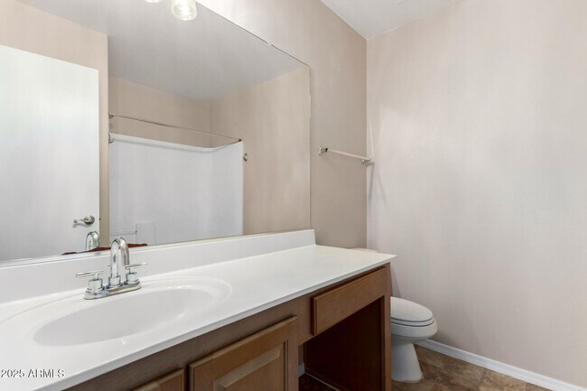 Building Photo - 6038 N Almanza Ln