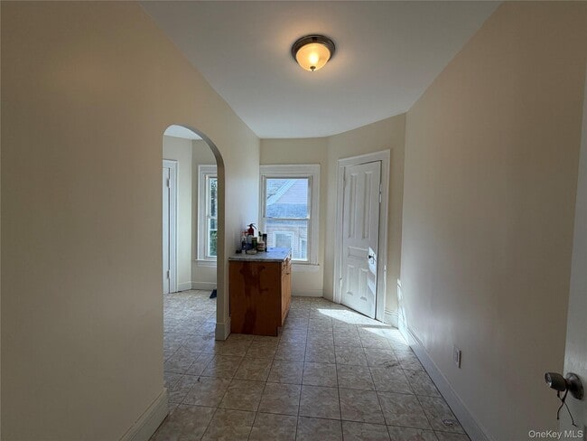 Building Photo - 610 Palisade Ave