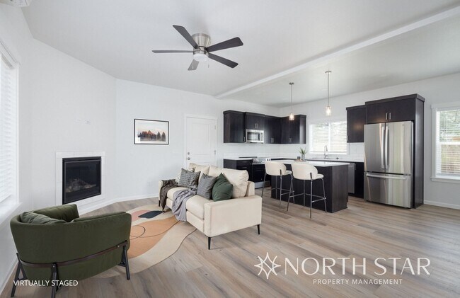 Building Photo - New, Bright & Spacious 3 bed/2.5 bath w/ Garage