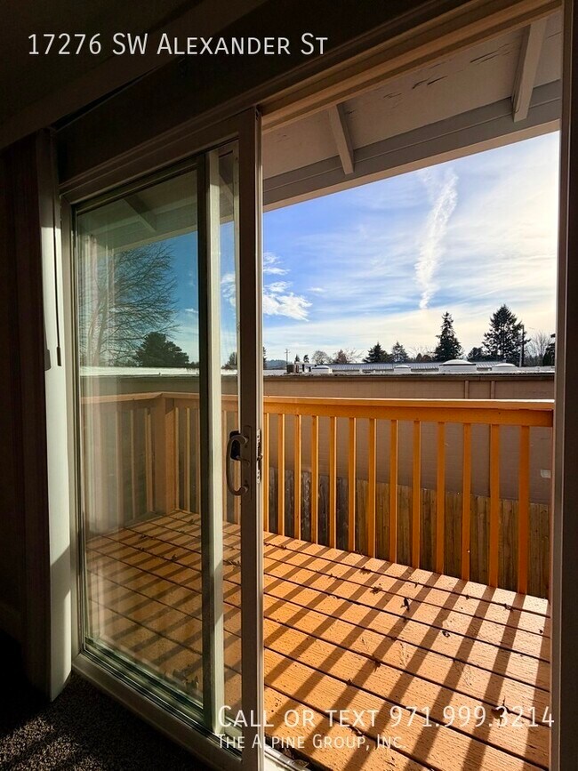 Building Photo - 17276 SW Alexander St