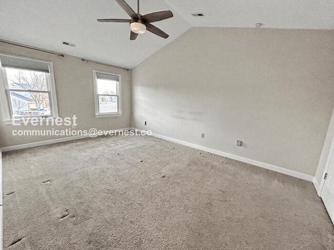 Building Photo - 10401 Bristol Ct