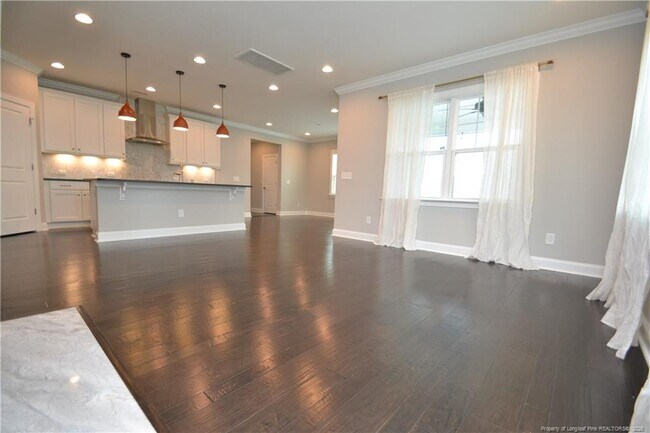 Building Photo - 977 Bristol Bridge Dr