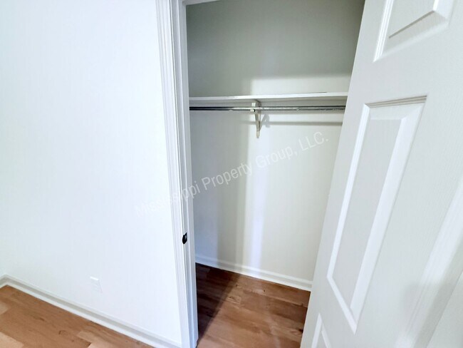 Building Photo - 3BR/2BA For Rent