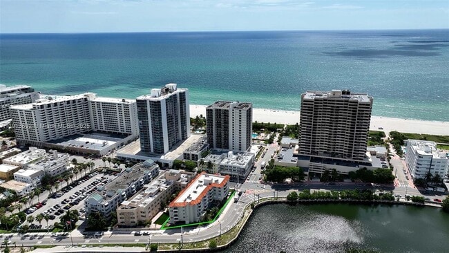 Building Photo - 2600 Collins Ave
