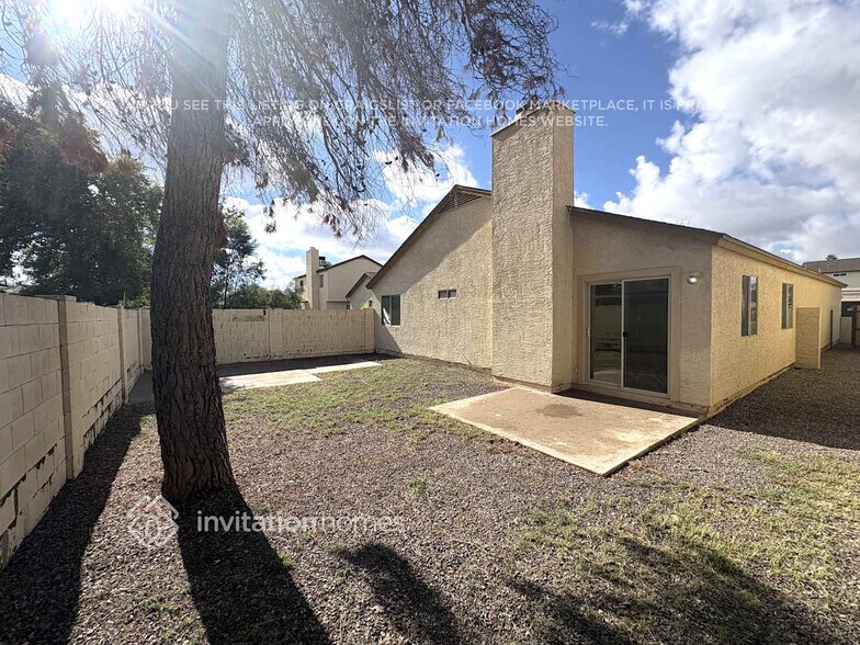 Building Photo - 10017 N 66th Ave