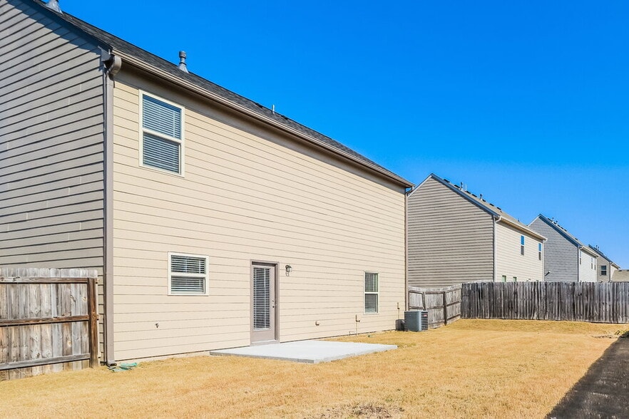 Building Photo - 129 Aberdeen Way