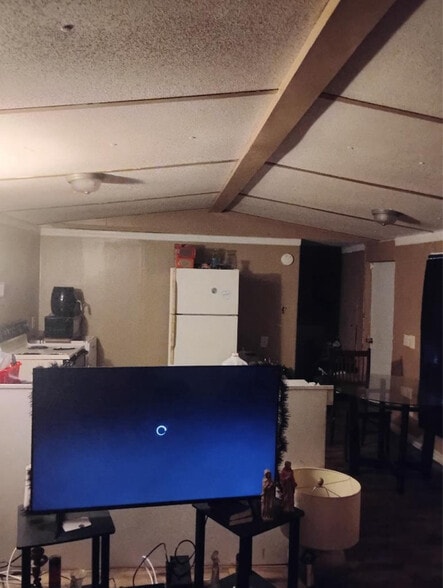 Building Photo - 117 N Trailer Rd