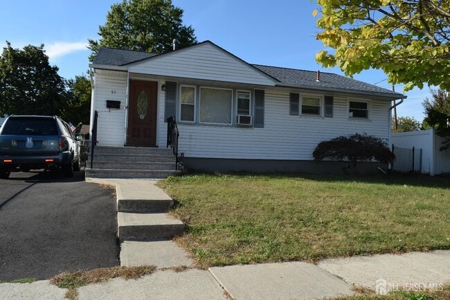 Building Photo - 57 E Tappen St