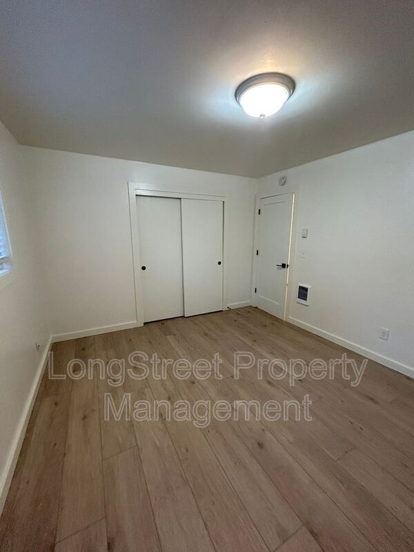 Building Photo - 11380 SW Greenburg Rd