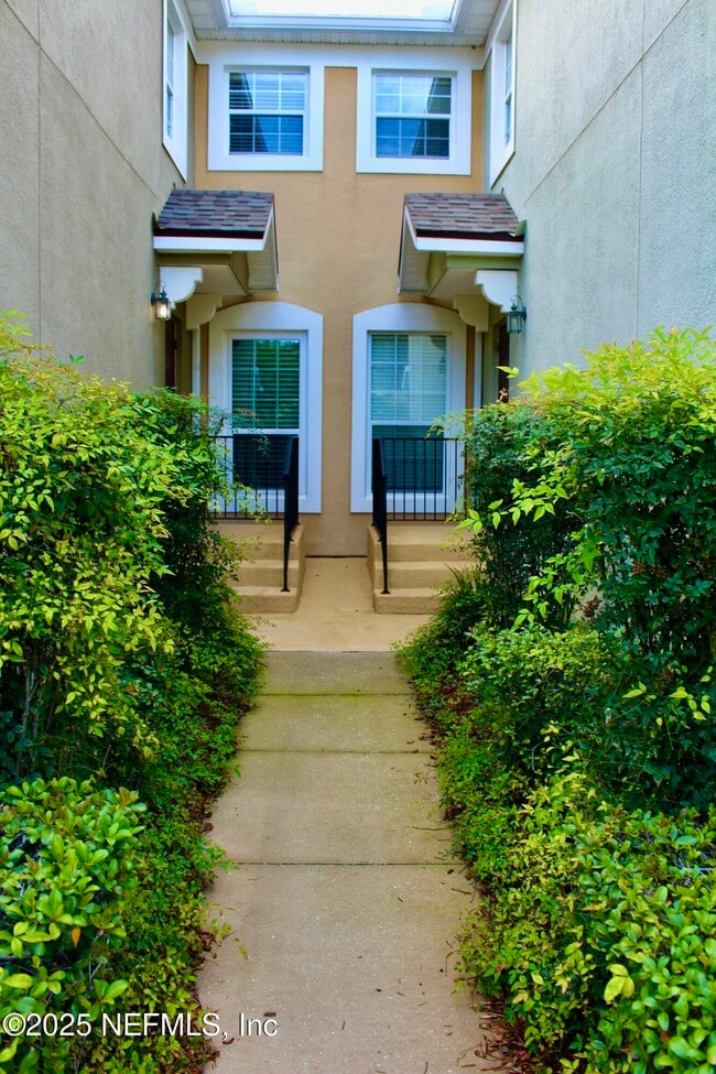Building Photo - 6518 White Blossom Cir