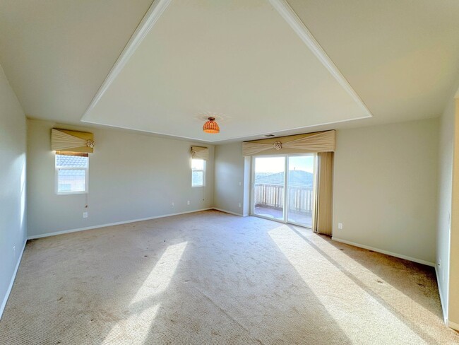 Building Photo - Beautiful 4-Bedroom, 2.5-Bath Home for Ren...