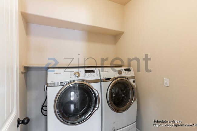 Building Photo - 10509 Branden Ct