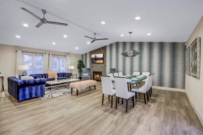 Building Photo - 2230 Tamarisk Rd