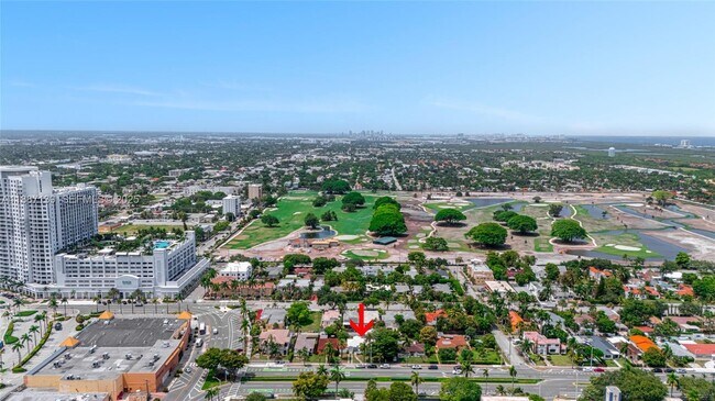 Building Photo - 1625 Hollywood Blvd