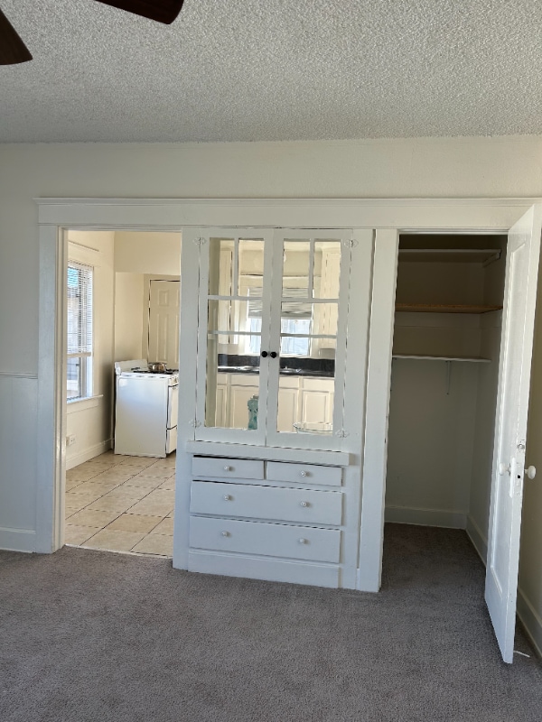 Building Photo - 1908-1914 218th St