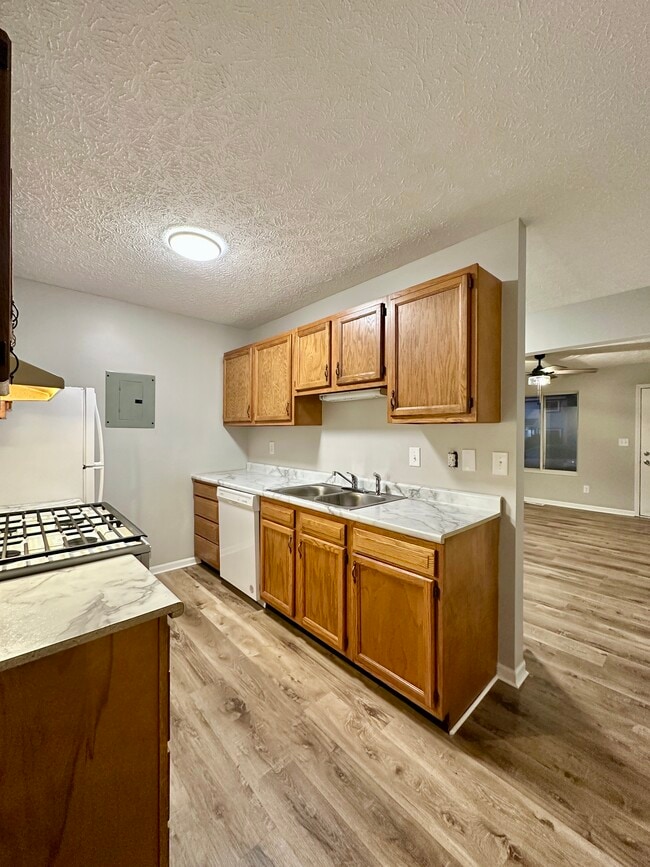 Building Photo - 132 S 31st. St.