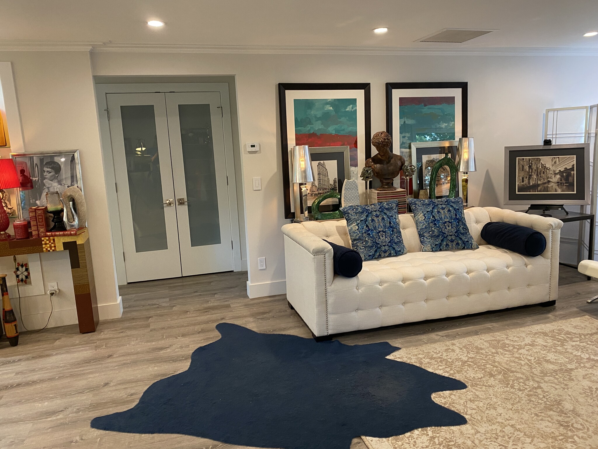 Beautiful blank slate for your own style - 1219 Solana Rd