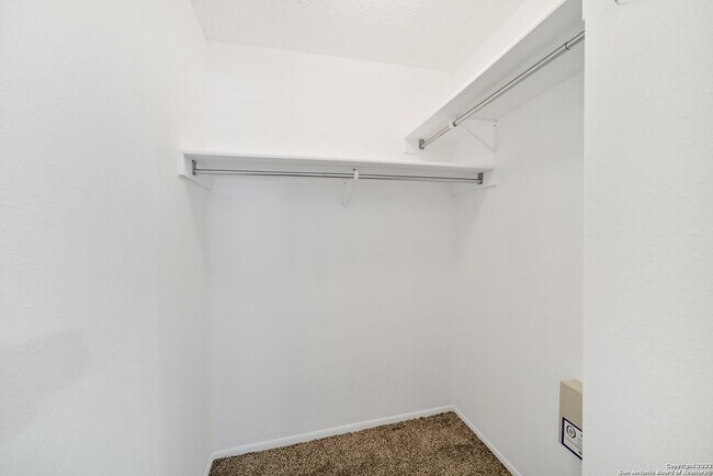 Building Photo - 12811 Hunting Bear