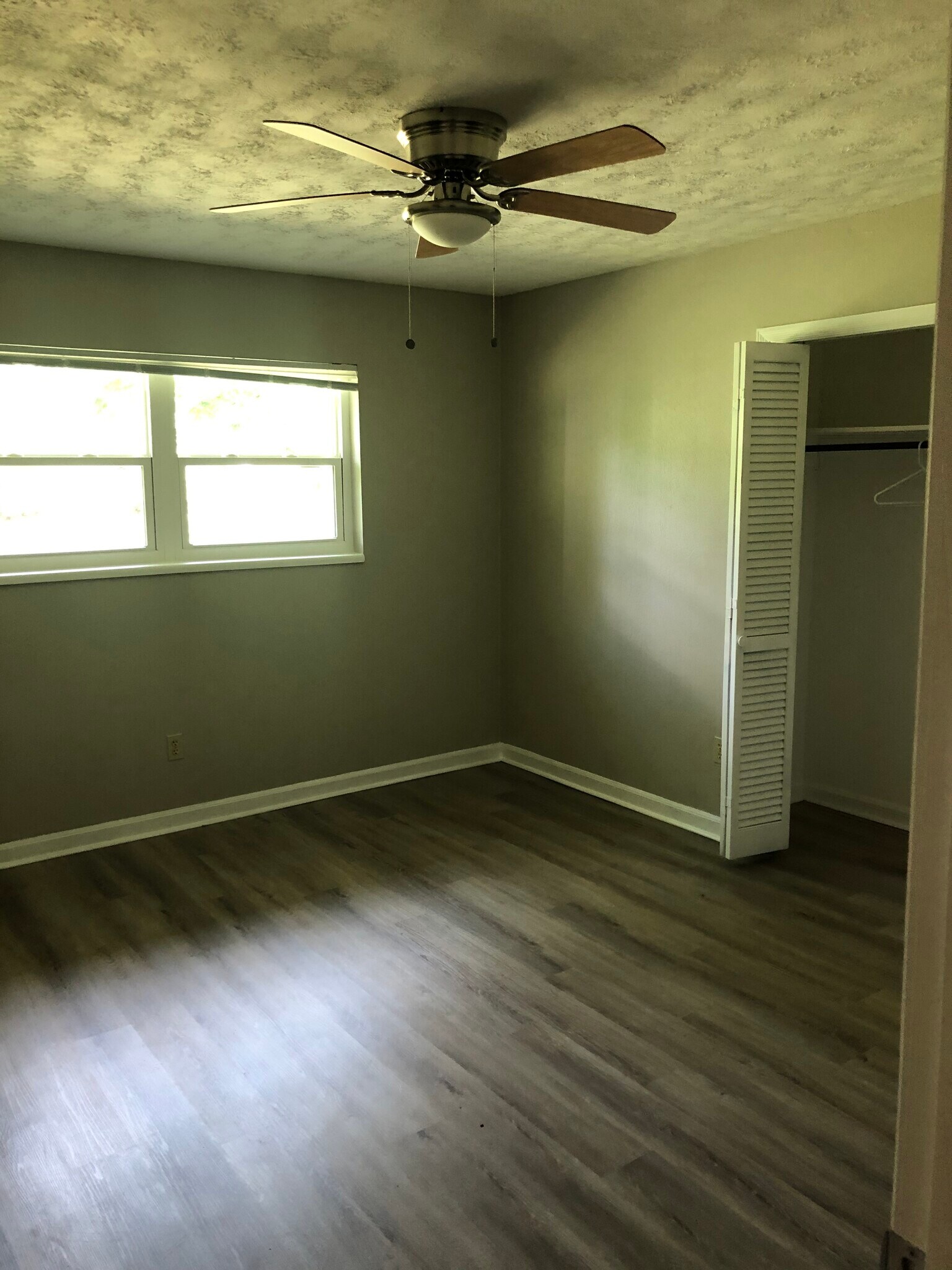 Master Bedroom - 13978 Gristmill Creek Rd