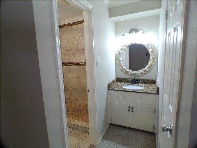 Building Photo - 4422 Haiti Ln