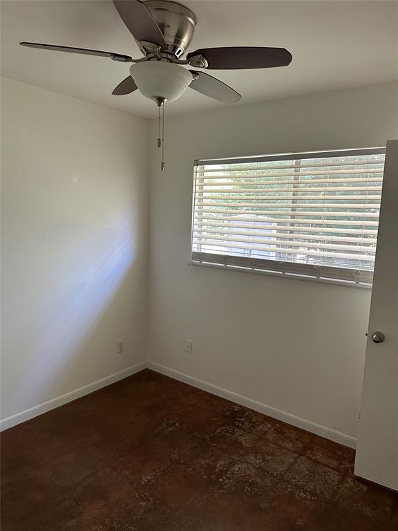 Building Photo - 4503 Clawson Rd