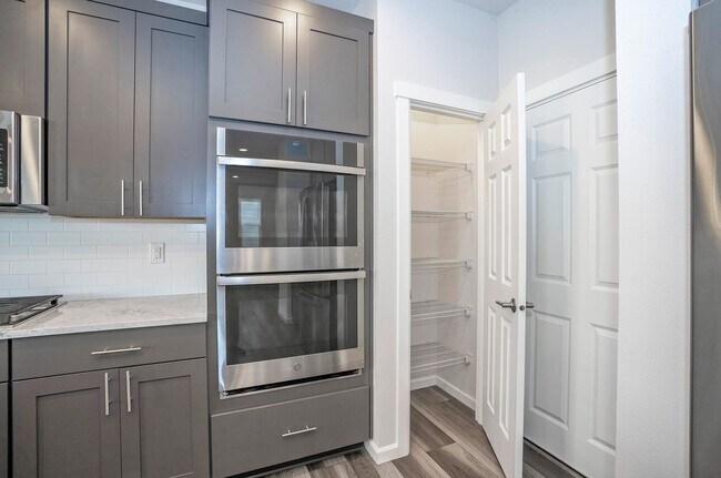 Building Photo - Newer 3-Bed Edgewood Home with A/C, Loft, ...