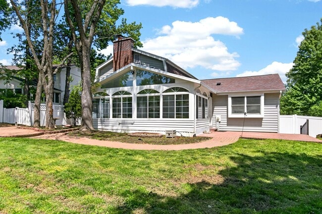 Building Photo - 2019 Cedarmill Dr