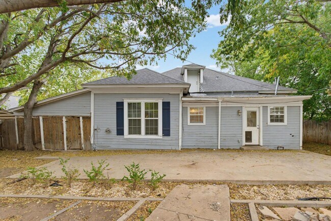 Building Photo - 1518 N 17th St