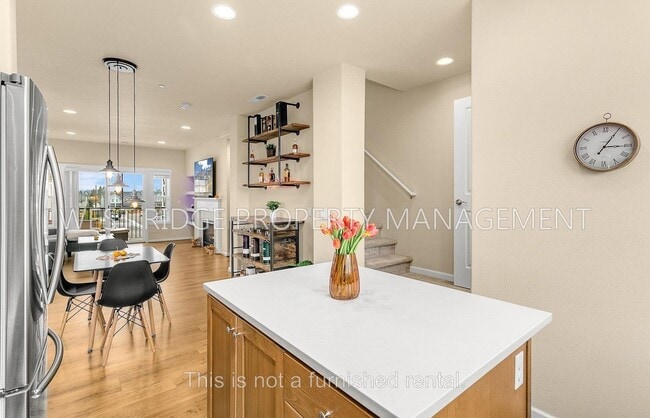 Building Photo - 13319 SW 169th Ave