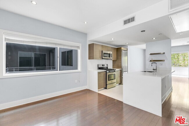 Building Photo - 1730 Sawtelle Blvd