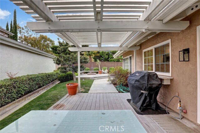 Building Photo - 16 Sycamore Creek