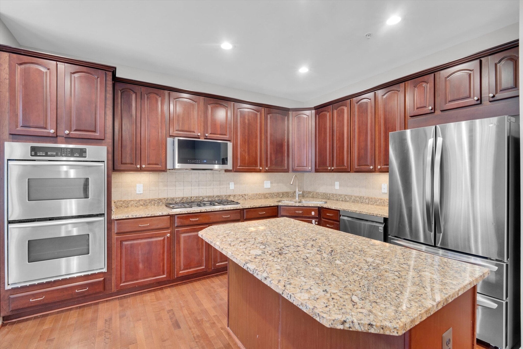 Building Photo - 7974 Vigne Ct