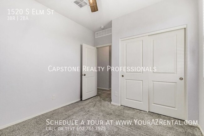 Building Photo - 1520 S Elm St