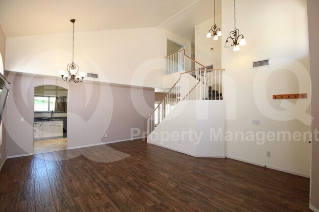 Building Photo - 3845 W Charlotte Dr