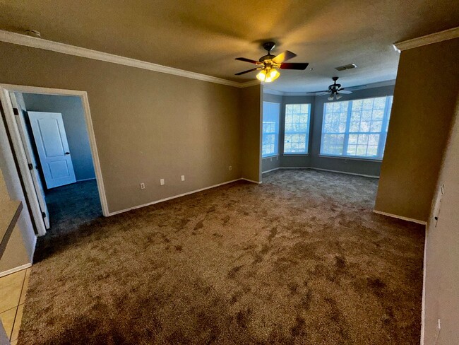 Building Photo - 2 Bedoom 2 bath Millenia Mall area Condo -...