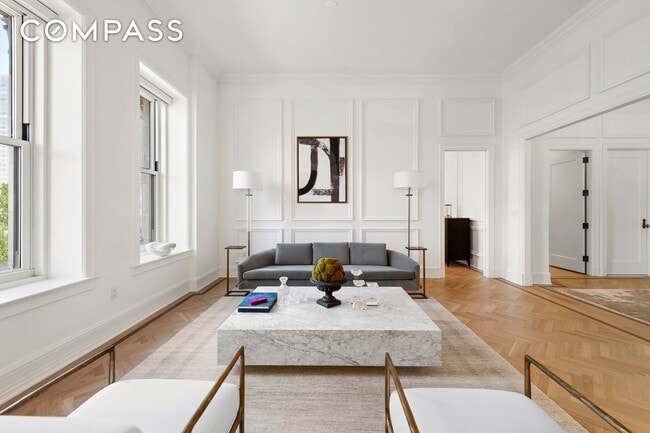 Building Photo - 1 Central Park S