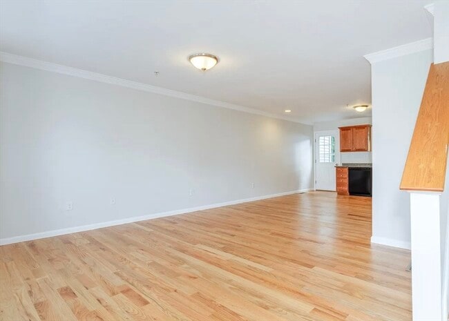 Building Photo - 7 Merrimac Way